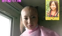 [TIN NHANH] Phụ nữ Nhật Bản đua nhau cạo trọc, quay clip