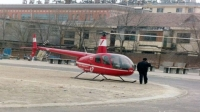 Nữ sinh được đại gia đến trường đón bằng trực thăng