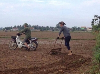 Hài hước: Cày bừa thời nay