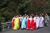 Triều Tiên nghiêm cấm phụ nữ mặc quần tại nơi công cộng hoặc trong công sở