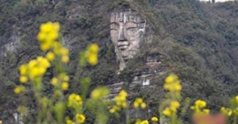 Sau nghìn năm ẩn sâu trong núi đá, tượng Phật lớn nhất thế giới bất ngờ lộ diện