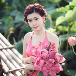 Tổng hợp ảnh hot girl Việt diện áo yếm đẹp nhất đến nay