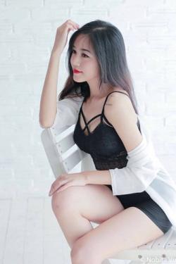 Thân hình nuột nà của Miss Teen 9X Hà thành