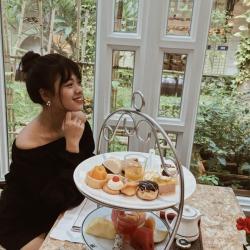 Con gái út NSƯT Chiều Xuân nay đã 15 tuổi: Thần thái như hoa hậu, diện bikini đầy quyến rũ