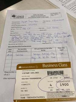 Vietnam Airlines nói gì khách VIP bỏ quên túi LV ở khoang hạng nhất... mất luôn đồ?