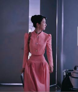 Vòng eo siêu thực của Seo Ye Ji chễm chệ đứng đầu top tìm kiếm, dân tình còn "sốc não" hơn khi biết cách mà cô giữ dáng